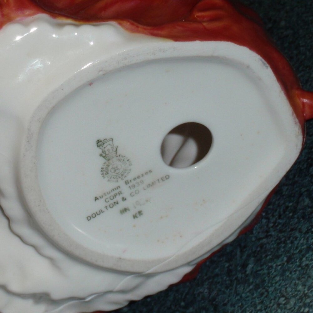 Vintage Royal Doulton Porcelain Collectible Figurine "Autumn Breezes" HN1936 - Picture 9 of 9